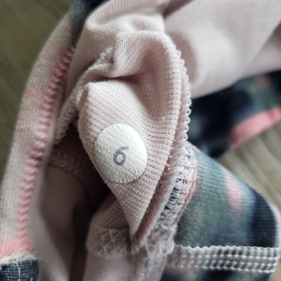 Lululemon sports bras 2 - Picture 3 of 3